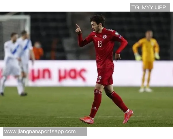 卡拉泽再创佳绩第三次当选格鲁吉亚第比利斯市长曾效力米兰的传奇人物 卡拉泽再创佳绩第三次当选格鲁吉亚第比利斯市长曾效力米兰的传奇人物