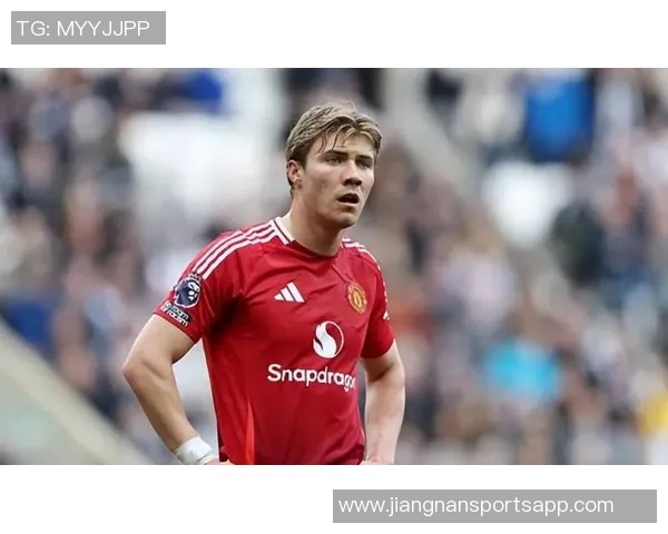 那不勒斯坚定买断霍伊伦金额高达5000万欧引发关注